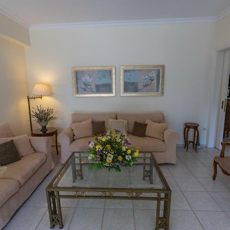 Villa Pelagia Svoronata Exteriör bild