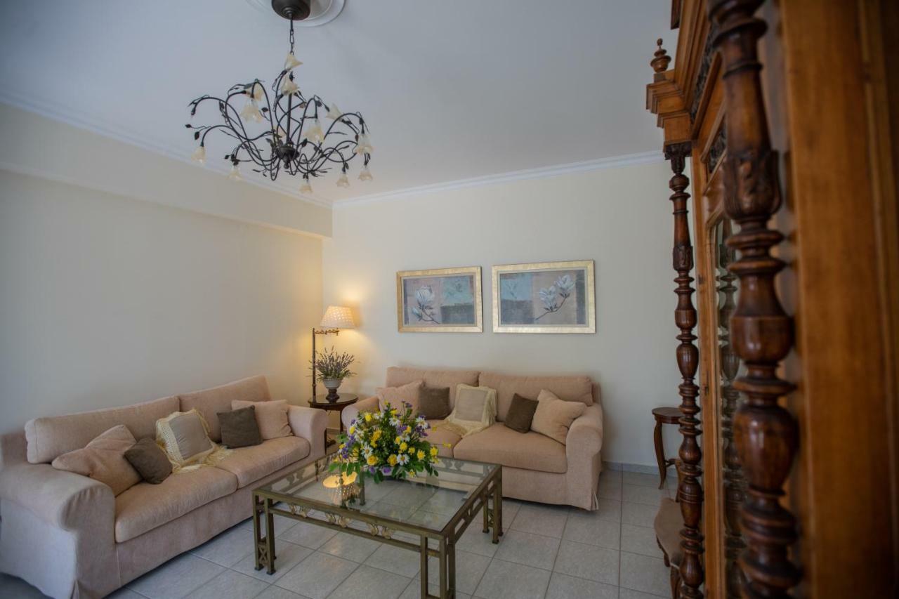 Villa Pelagia Svoronata Exteriör bild
